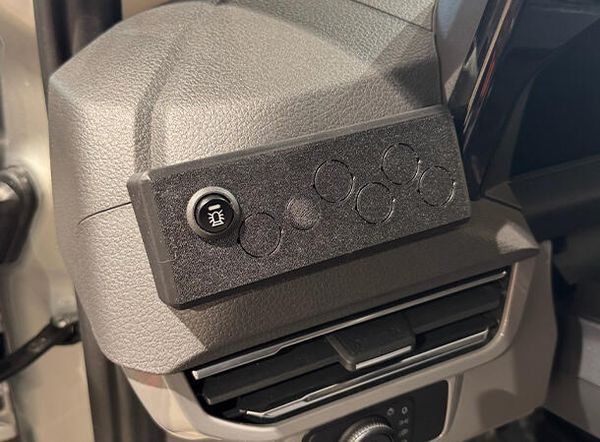 Hovedbilde 3D Bryterpanel Varsellys Grunnpakke - Volkswagen Transporter T7